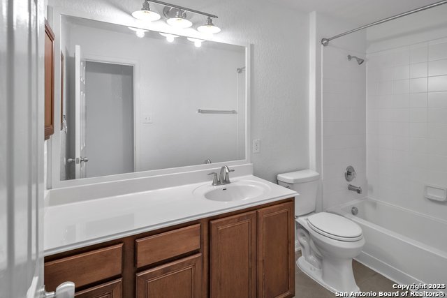 306 Birkdale Dr Property Photo 34