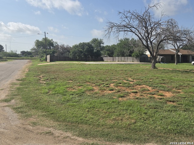 1438 N Huajillo St Property Photo 5