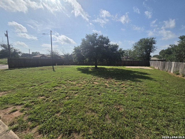 1438 N Huajillo St Property Photo 7