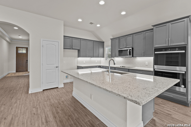 2250 Steerhead Trl Property Photo 13