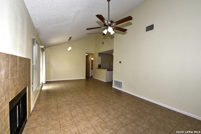 3412 Ridge Ash Property Photo 4