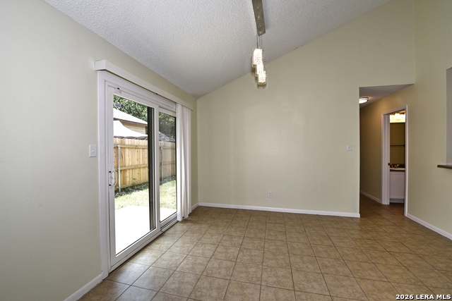 3412 Ridge Ash Property Photo 7