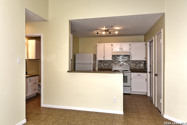 3412 Ridge Ash Property Photo 8