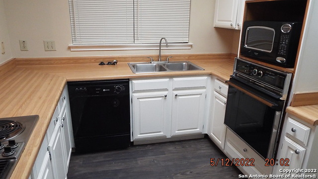 3422 Sunlit Grove Property Photo 8