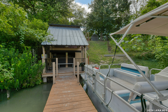 331 River Bend Dr Property Photo 2