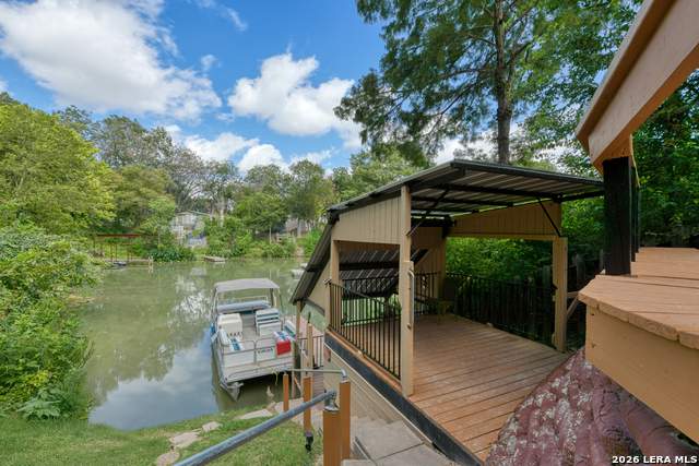 331 River Bend Dr Property Photo 5
