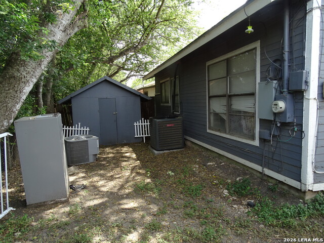 4414 Lehman Dr Property Photo 9