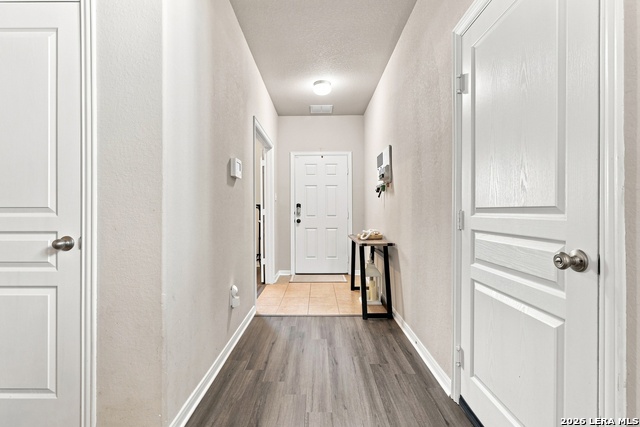 1842 Golden Maple Property Photo 4