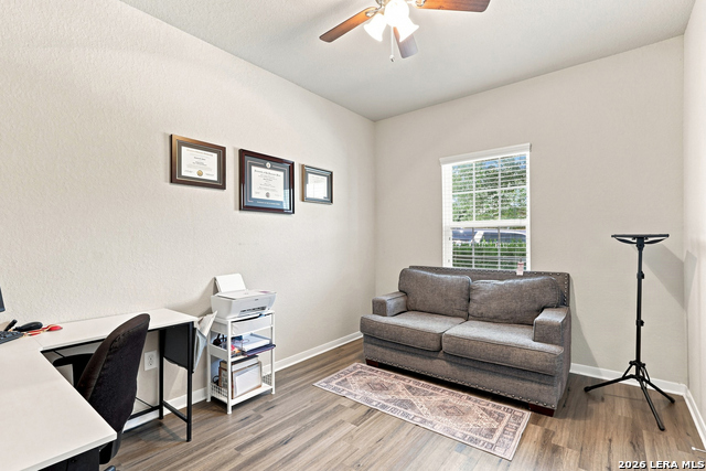 1842 Golden Maple Property Photo 6