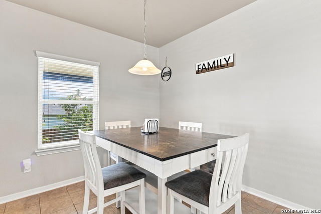 1842 Golden Maple Property Photo 12