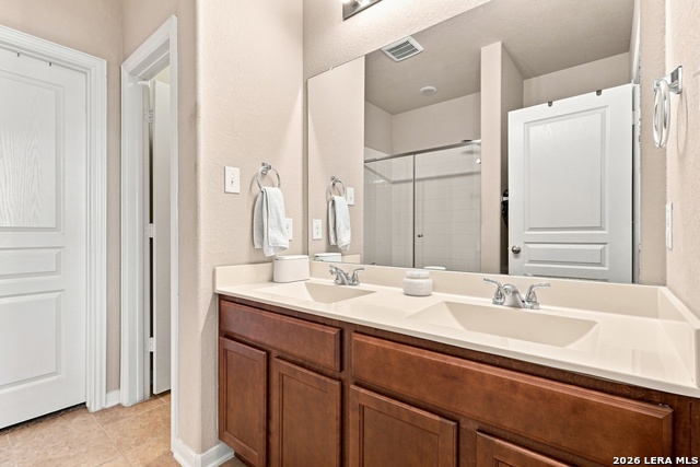 1842 Golden Maple Property Photo 31