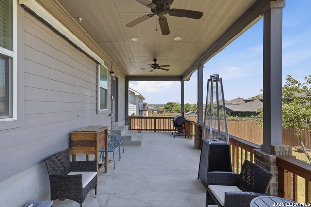 1842 Golden Maple Property Photo 33
