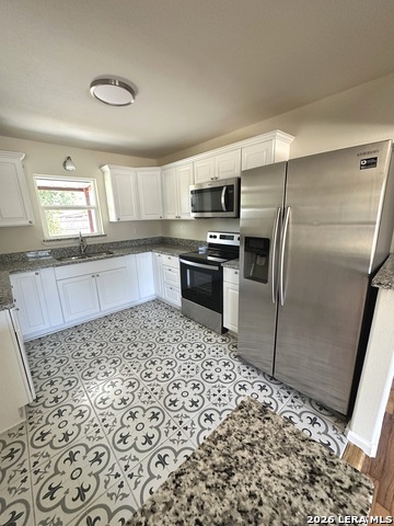 907 Dove Ave. Property Photo 4
