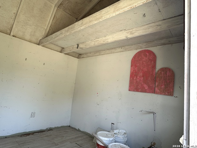 907 Dove Ave. Property Photo 14