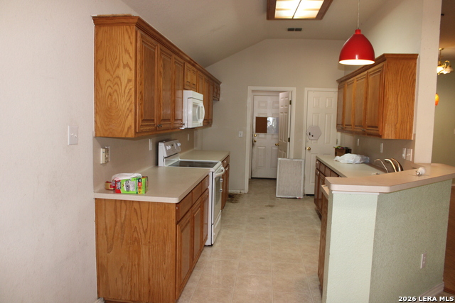 9718 Emerald Place Property Photo 14