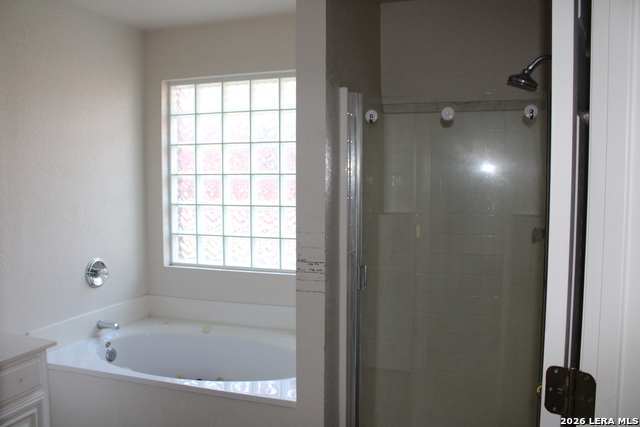 9718 Emerald Place Property Photo 17