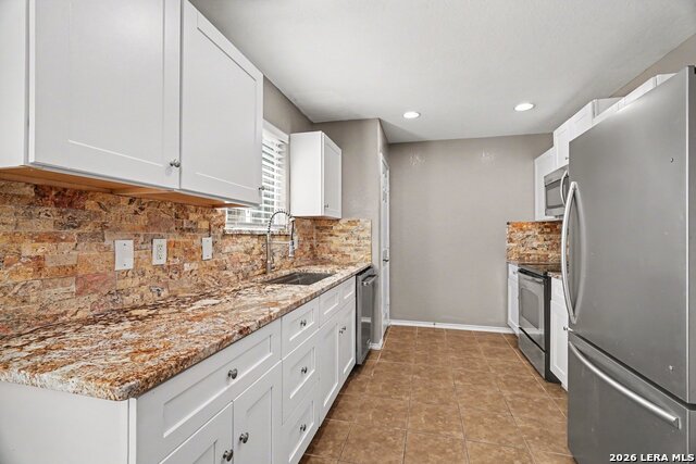 1838 Hamilton Pool Property Photo 7