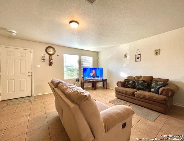 910 Absolon Farm Property Photo 2