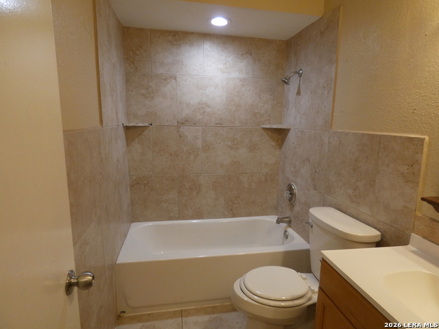 8686 Ridge Mile Dr Property Photo 8
