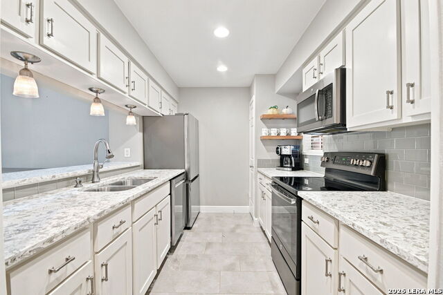 7930 Roanoke Run Property Photo 7