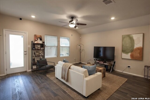 928 Adler Way Property Photo 4