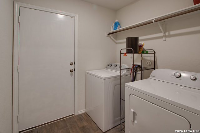 928 Adler Way Property Photo 14