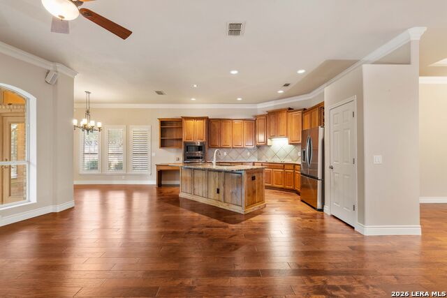 1711 Sandringham Property Photo 14