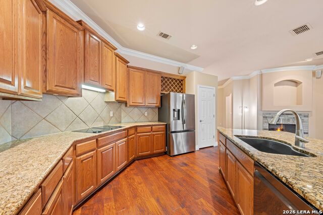 1711 Sandringham Property Photo 18