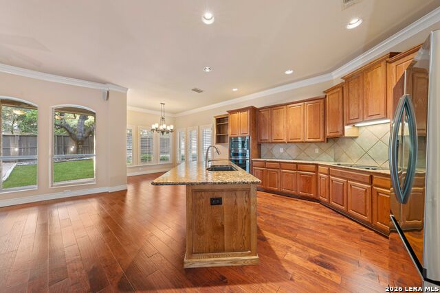 1711 Sandringham Property Photo 19