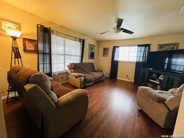311 Riverdale Property Photo 4