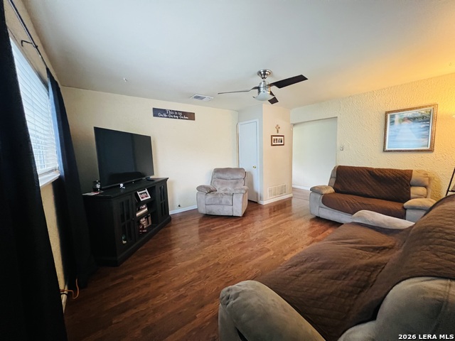 311 Riverdale Property Photo 5