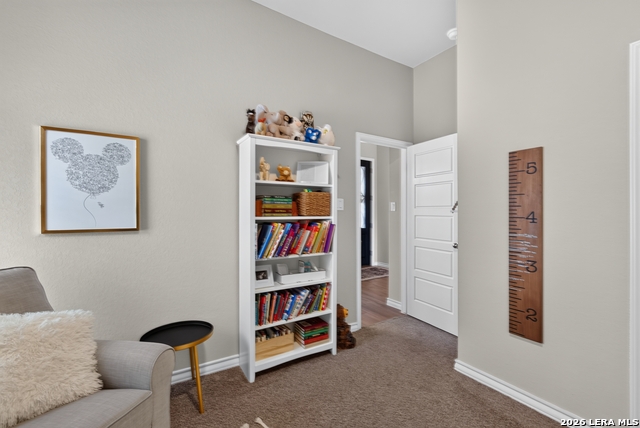 1715 Dunvegan Park Property Photo 18