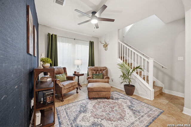 8026 Royal Fld Property Photo 7
