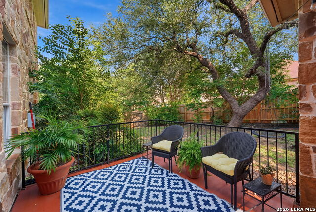 8026 Royal Fld Property Photo 31