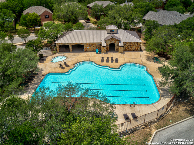 8026 Royal Fld Property Photo 38