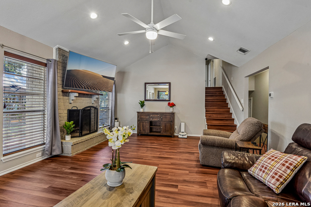 15118 Sun Spur St Property Photo 9