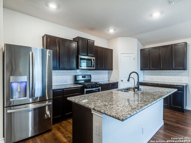 618 Cheeked Pintail Property Photo 4