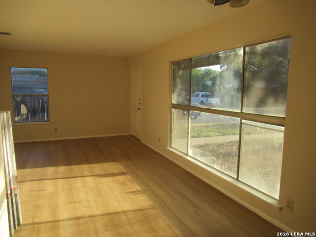 702 Longleaf St Property Photo 2