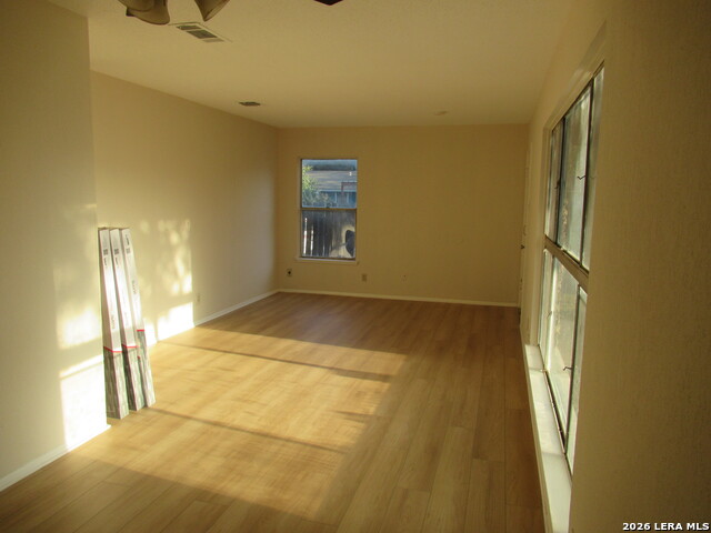 702 Longleaf St Property Photo 3