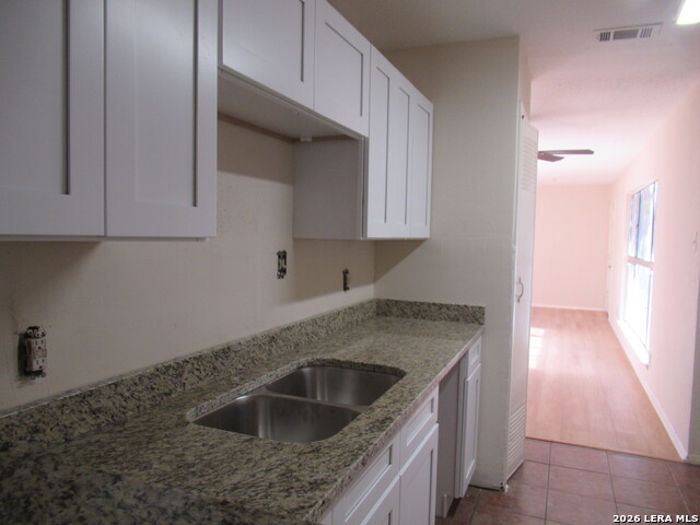 702 Longleaf St Property Photo 6