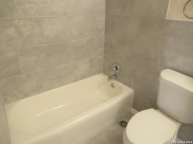 702 Longleaf St Property Photo 9