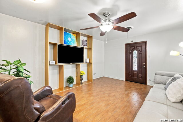 4422 Bikini Dr. Property Photo 6