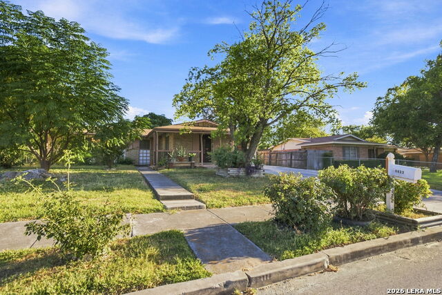 4422 Bikini Dr. Property Photo 9