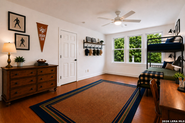 120 Lamont Ave Property Photo 45