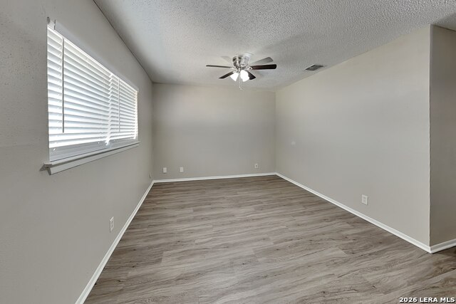 7527 Ledgebrook Drive Property Photo 6