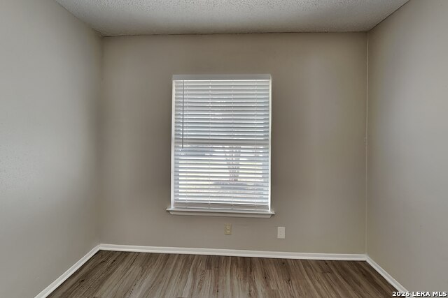 7527 Ledgebrook Drive Property Photo 10