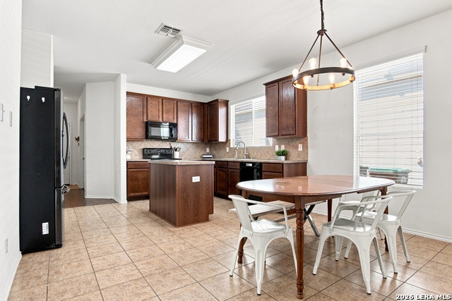 27234 Rio Pass Property Photo 8