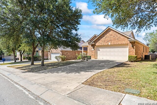 19511 Highgrove Ln Property Photo 5