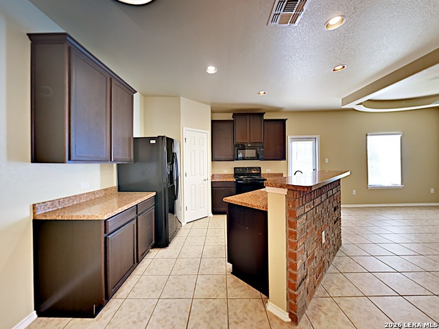 3846 Bogie Way Property Photo 5