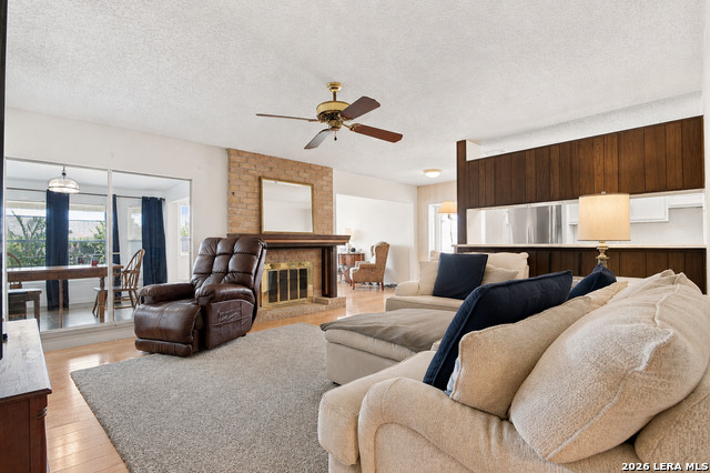 7952 Splintered Oak Property Photo 8